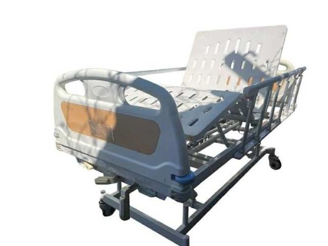 Catre clínico manual 3 manivelas