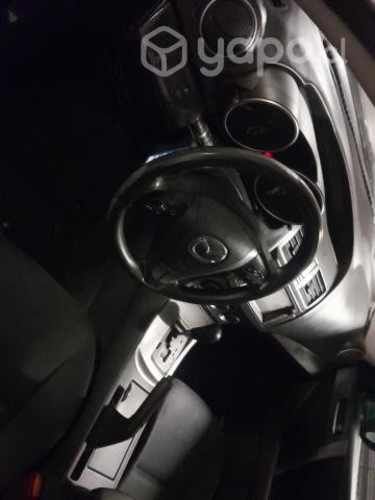 Vendo Auto excelente estado papeles al dia
