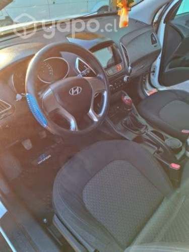 Vendo vehículo hyundai tucson