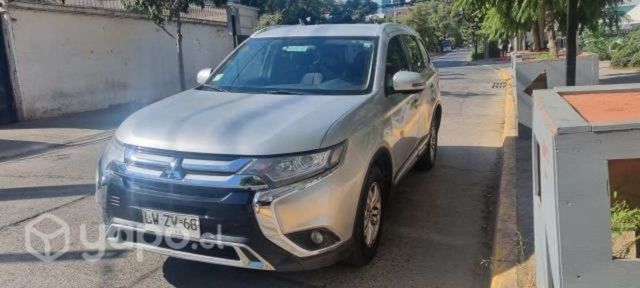 Mitsubishi outlander 2020
