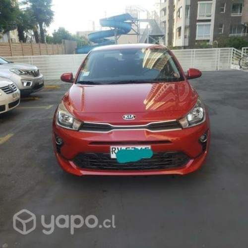 Auto kia rio 4