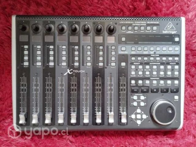 Controlador Behringer x touch