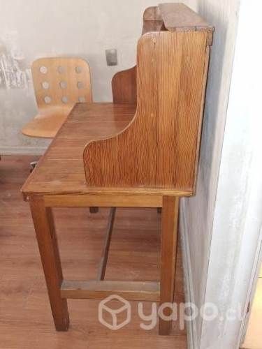 Escritorio pino oregon