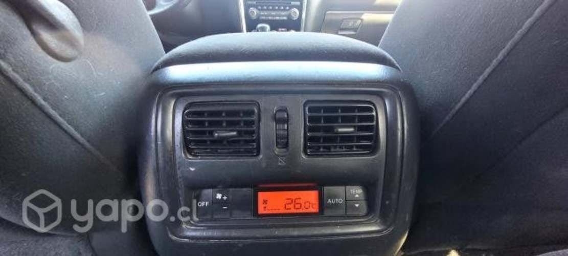 Nissan pathfinder 2014