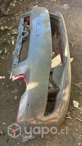 Parachoque fiat strada