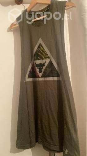 Polera under armour project the rock