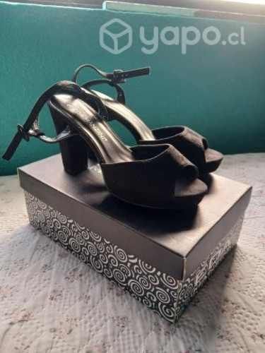 Sandalias con taco