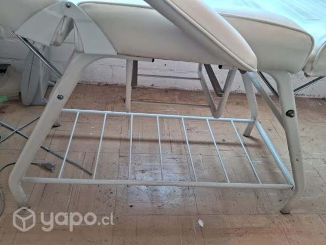 Camilla para masajes y pedicura