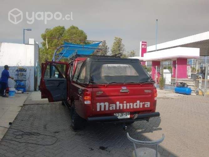 Mahindra pick up 2015 4x4