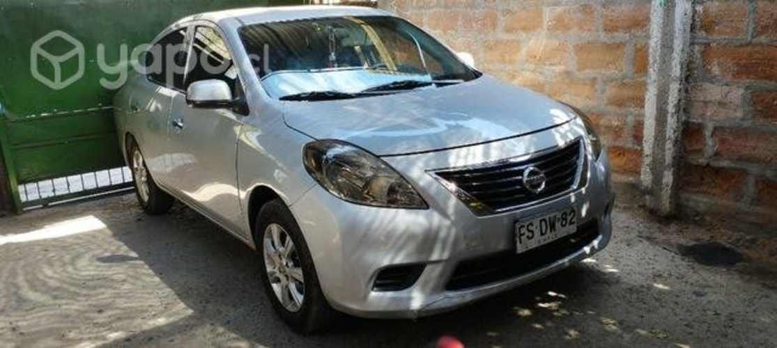Nissan versa 2013