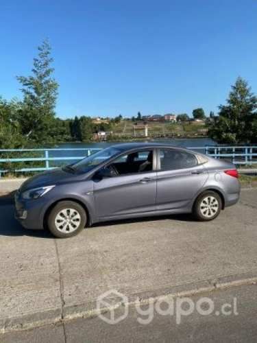 Vendo auto Hyundai accent