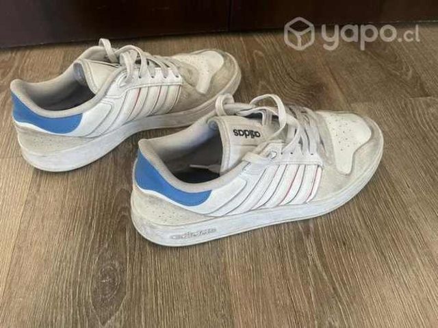 Zapatilla Adidas
