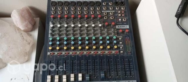 Mesa de sonido souncraft