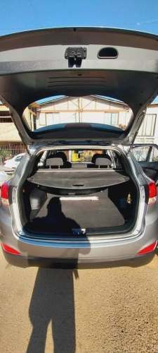 Hyundai New Tucson GL 2.0