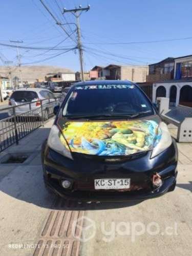 Honda fit  2011
