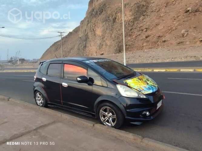 Honda fit  2011