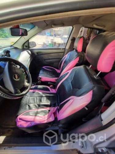 Vendo chevrolet aveo 2011