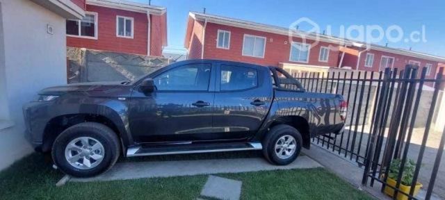 Mitsubishi l200 2024, 8000 km