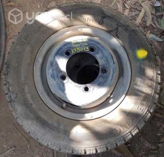 Llanta Fierro Trasera Con Neumático 5.00 R12 (KFB0