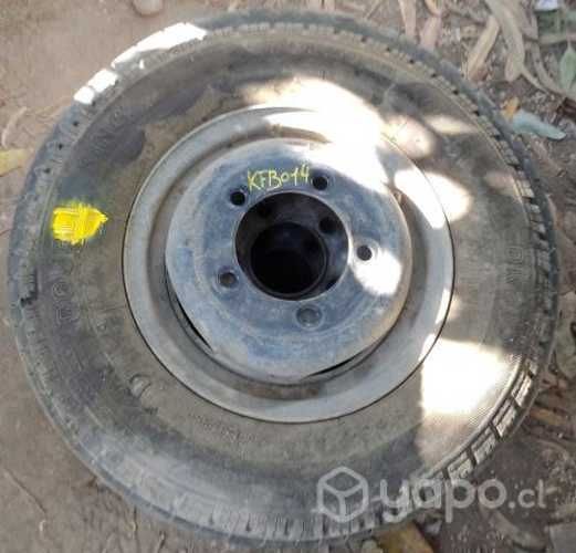 Llanta Fierro Trasera Con Neumático 5.00 R12 Kia