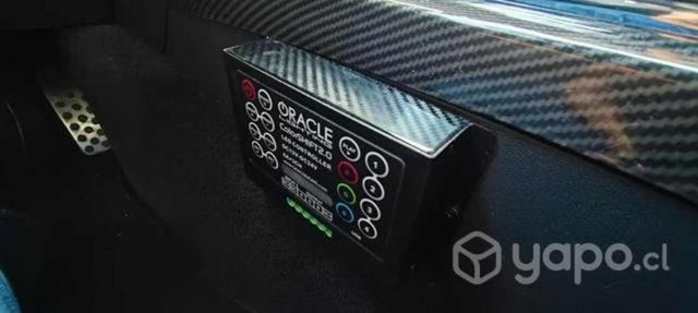 Dodge Challenger srt8