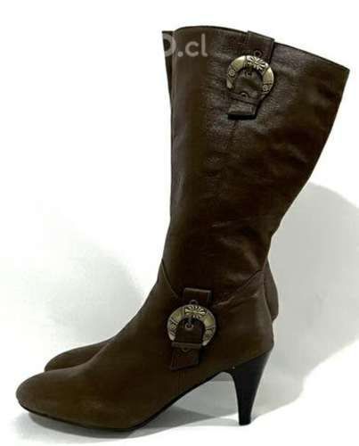 Bota Sintética Marca Green Bay N°38 Café