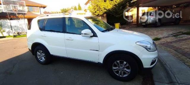 Ssangyong Rexton 2015