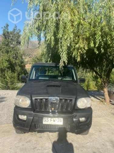 Mahindra pick up 2014