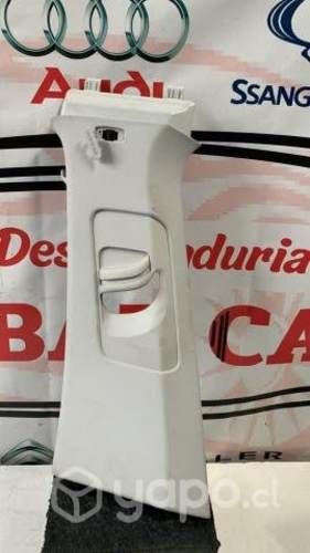 Tapiz cubre pilar central superior izquierdo SKODA