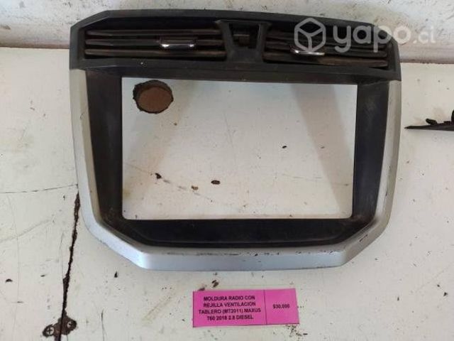 Moldura Radio C/Rejilla Vent Tabler (MT2011) Maxus