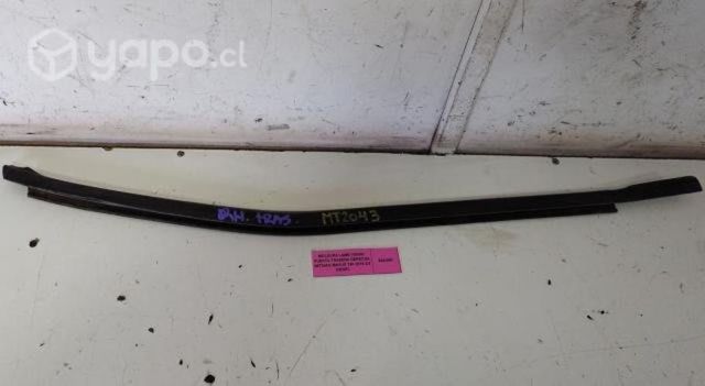 Moldura Lame Vidrio tras der (MT2043) Maxus T60