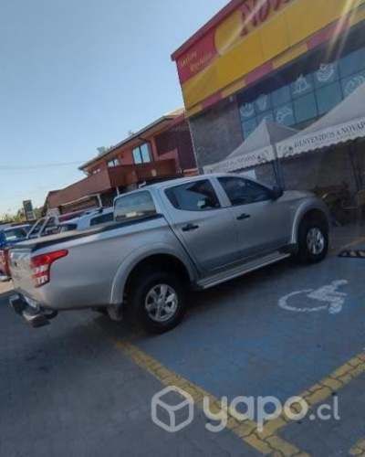 Camioneta Mitsubishi L200 2019