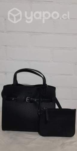 Cartera marca Prun̈e💜👜