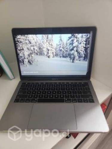 MacBook Pro (13-inch, 2017, Four Thunderbolt 3 Por
