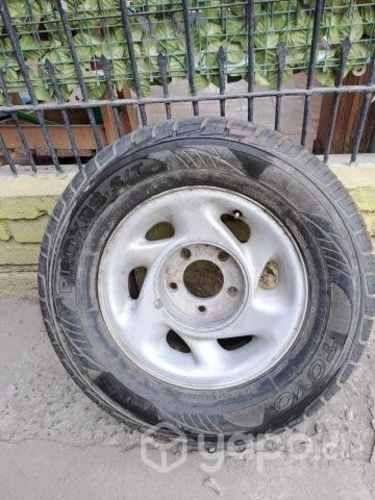 Neumático con llanta