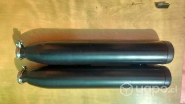 Indian scout bobber 2021 escape y silenciador