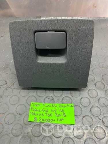 Tapa fusible guantera pequena tablero Maxus T60