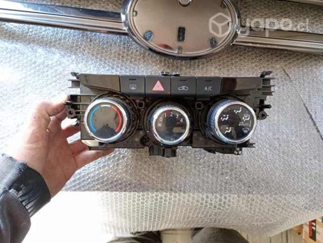 Botonera aire AC Toyota Yaris 2019 en adelante