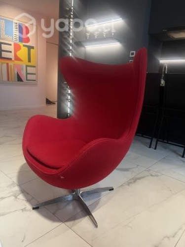 Hermoso sillón Huevo impecable