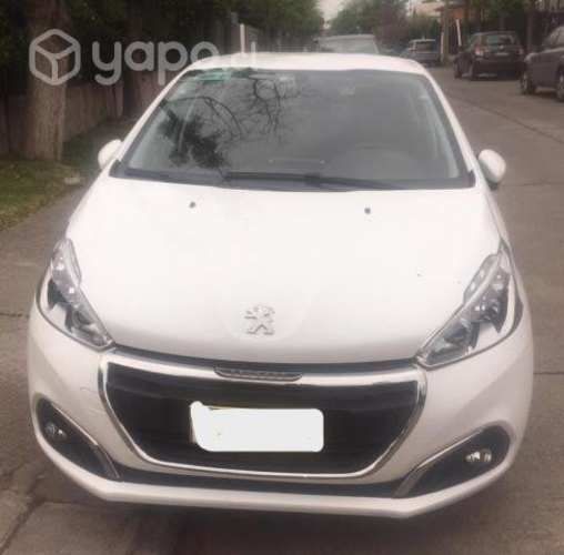 PEUGEOT 208 2019 excelente estado