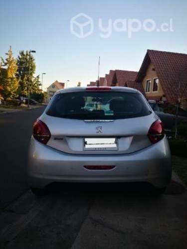 (2018) Peugeot 208 Diesel [87 mil Km]