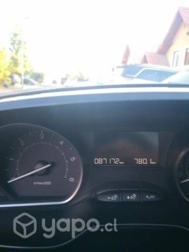 (2018) Peugeot 208 Diesel [87 mil Km]