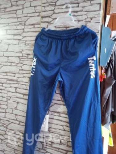 Buzo completo los toritos