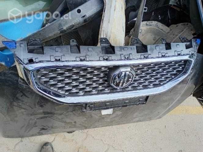 Máscara New MG  impecable ORIGINAL