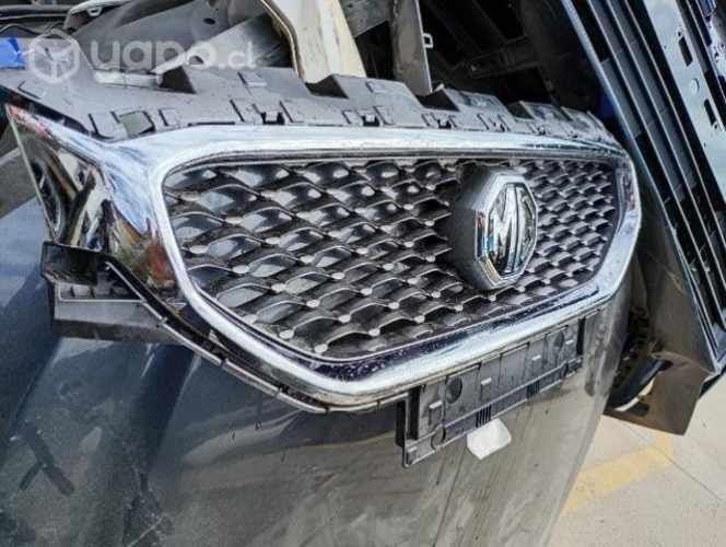 Máscara New MG  impecable ORIGINAL