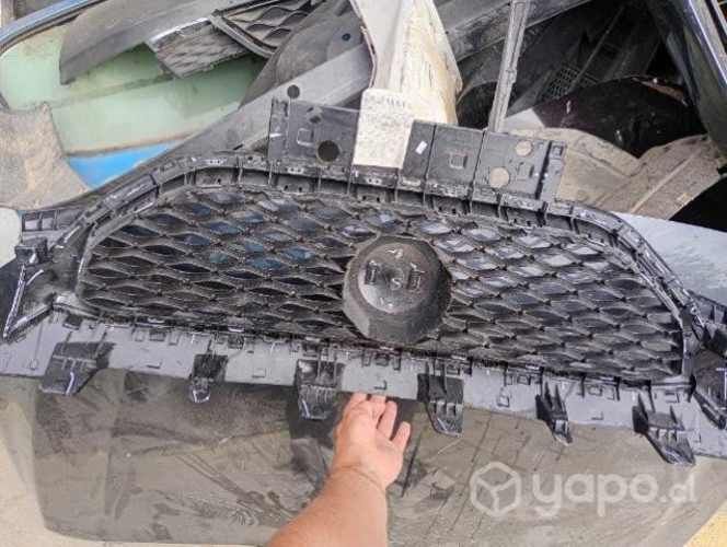 Máscara New MG  impecable ORIGINAL