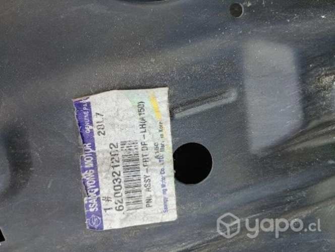 Puerta chofer Ssangyong Stavic 2013 2018 NUEVA ORI