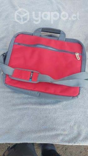 Maletin HEAD casi nuevo $ 20.000.-
