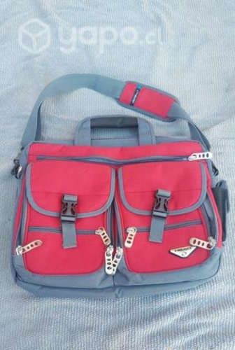 Maletin HEAD casi nuevo $ 20.000.-