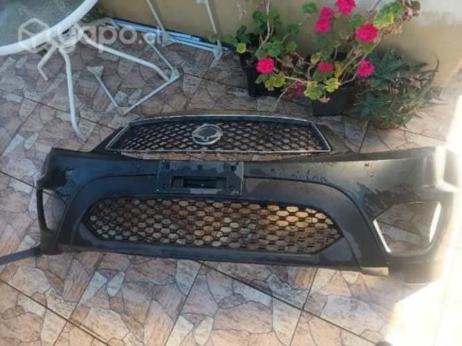 Parachoques + mascara ssangyon action